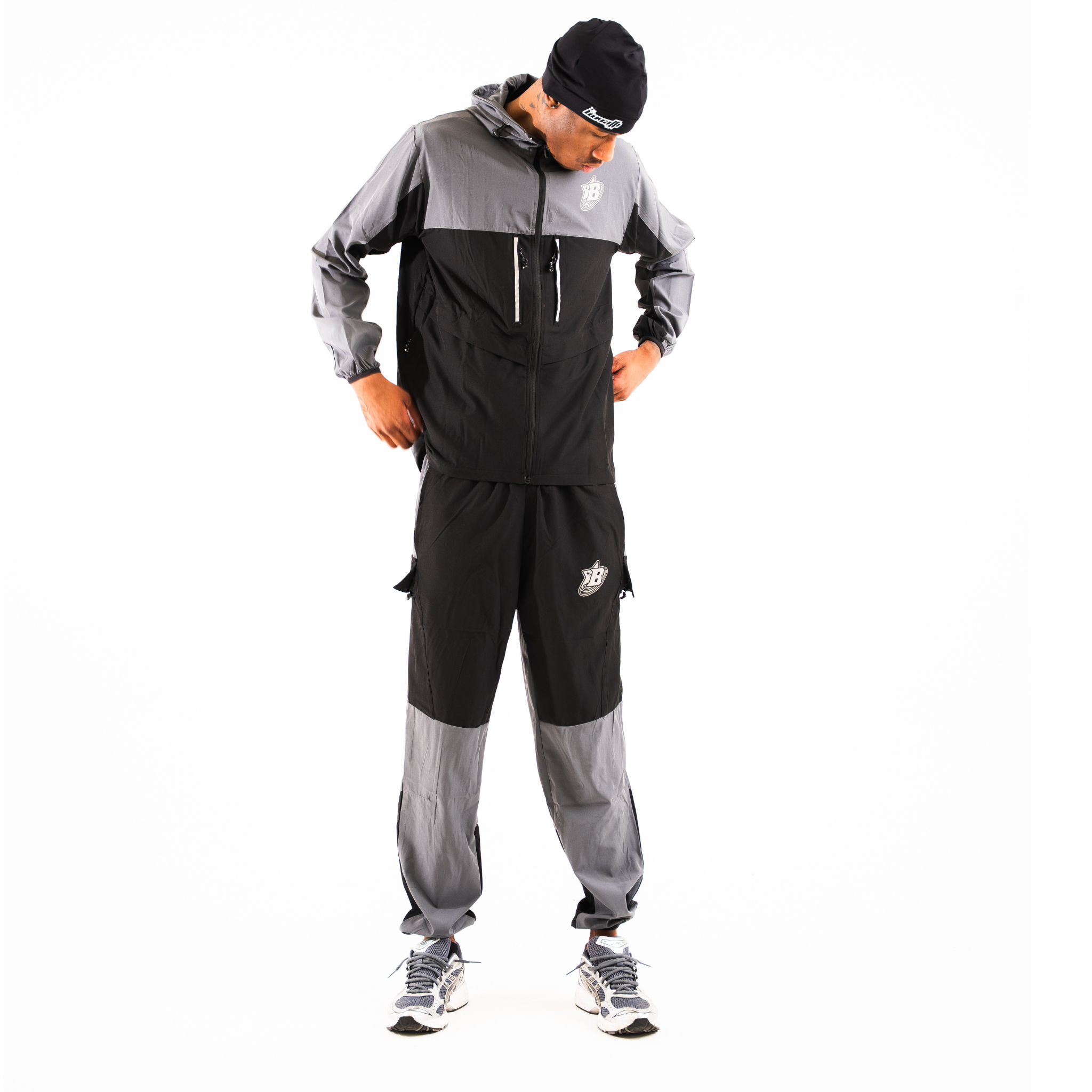 THE GRAPHITE TRACKSUIT GREY / BLACK